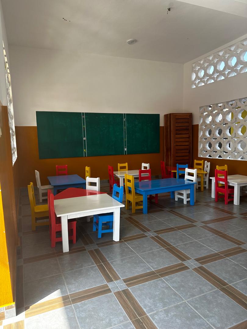 Diapositive 3 - ECOLE FRANÇAISE D’ABOMEY-CALAVI JOSEPH COOVI SOGBOSSI